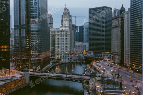 Preview: Magnificent Mile on Michigan Avenue, Chicago, USA