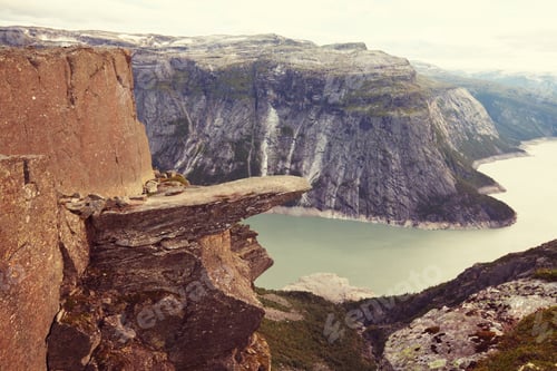 Preview: Trolltunga