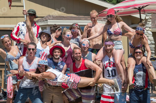 Preview: Portrait of adult friends celebrating Independence Day, USA