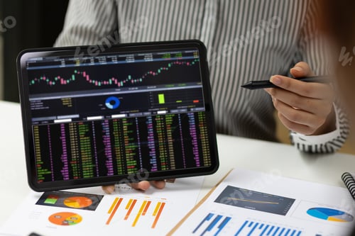 Preview: Meeting financial advisors, analyze investment market situations and plan business strategies.