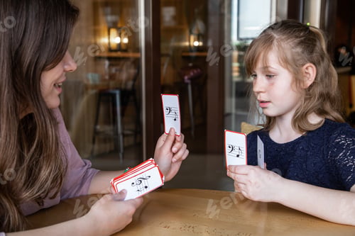 Preview: Music theory lesson, solfeggio using educational flashcards.