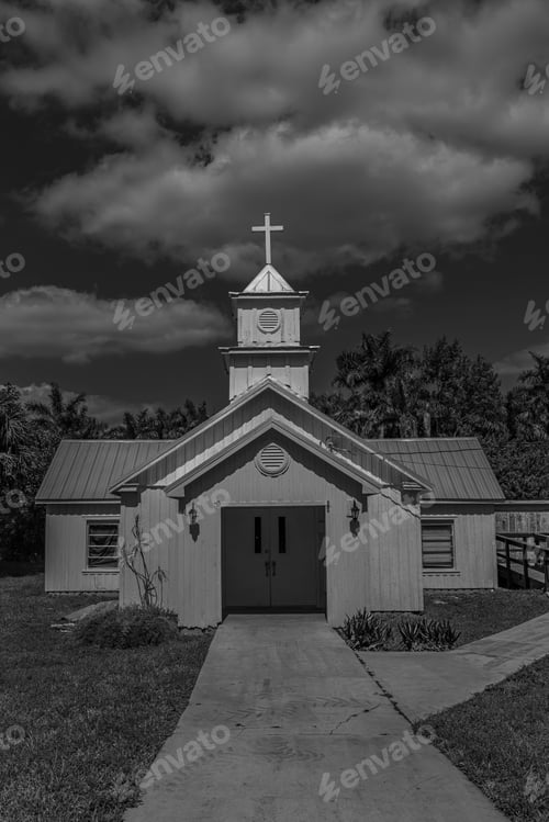 Preview: Church in Fakahatchee, within protected area in the big cypress in Florida under dramatic cloudy sky