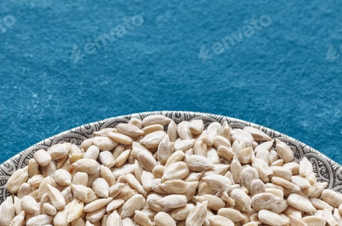 Preview: Raw sunflower seed kernels