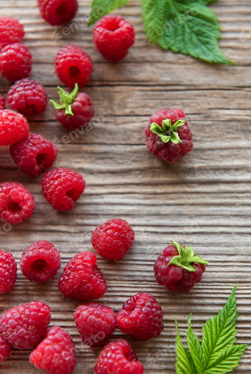 Preview: Fresh organic ripe raspberry