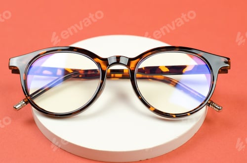 Preview: Stylish women's glasses in a leopard-colored frame