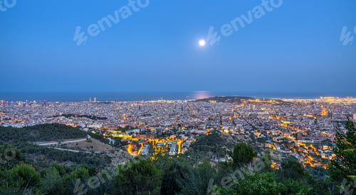 Preview: Panorama of Barcelona at night