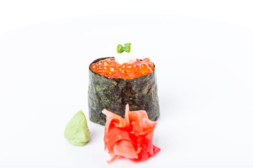 Preview: Gunkan sushi stuffed with red salmon caviar.