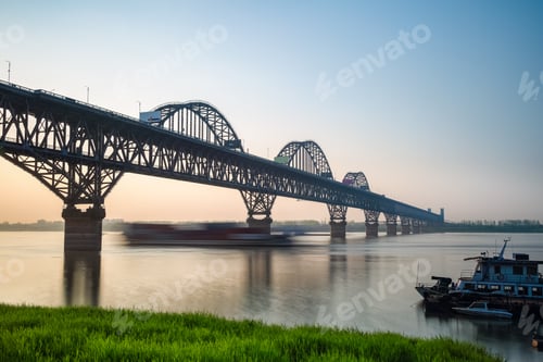 Preview: jiujiang yangtze river bridge at dusk