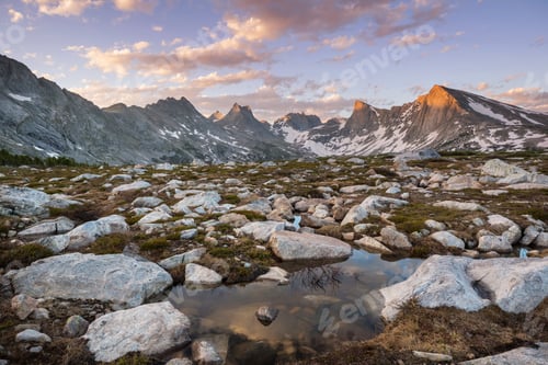 Preview: Wind river range