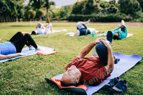 Preview: Senior sport people exercising during yoga class outdoor at park city - Elderly healthy lifestyle