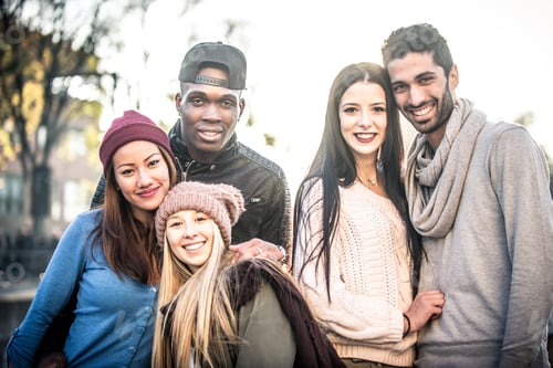 Preview: Happy friends walking in the ciy