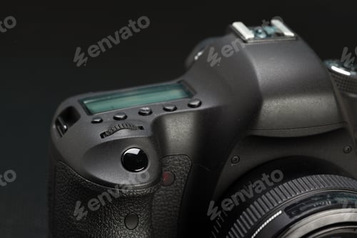 Preview: digital SLR camera