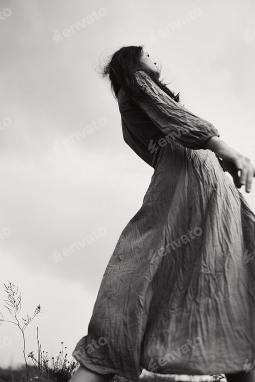 Preview: woman long hairstyle in outdoor wedding dress elegant style