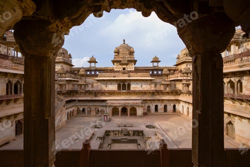Preview: Jahangiri Mahal in Orchha in the Madhya Pradesh - India