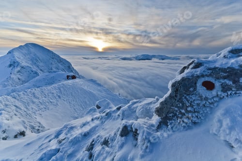 Preview: mountain top in winter