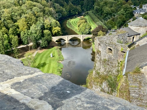 Preview: Medieval castle with pond and bridge
