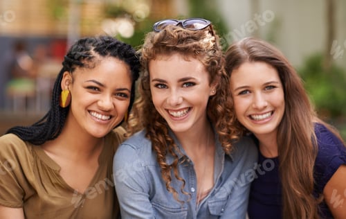 Preview: Friends are the family we choose for ourselves