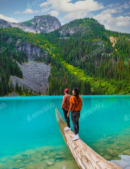 Preview: Joffre Lakes British Colombia Whistler Canada, colorful Joffre lakes national park in Canada
