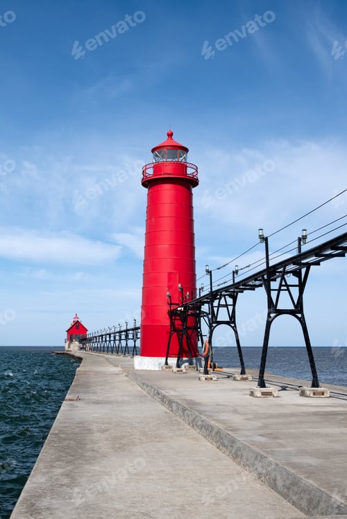 Preview: Landscape of the Grand Haven Lighthouse, pier, and catwalk, Lake Michigan, Michigan, USA
