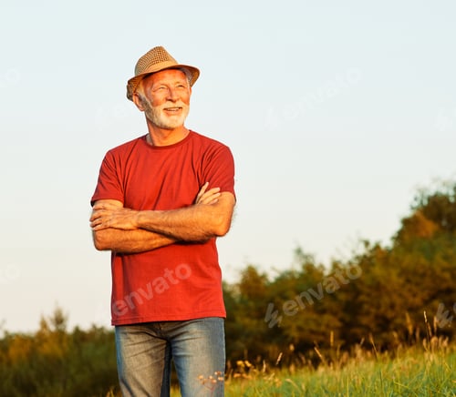 Preview: Senior couple having fun in nature