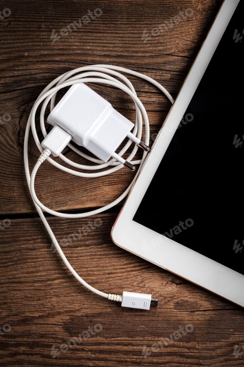 Preview: Digital table computer and a charge.