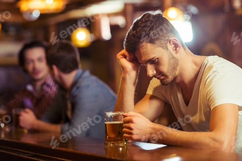Preview: Men in pub