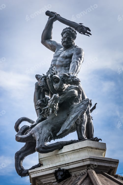 Preview: Herkules Fountain