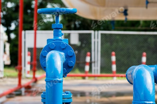 Preview: Valves at gas plant