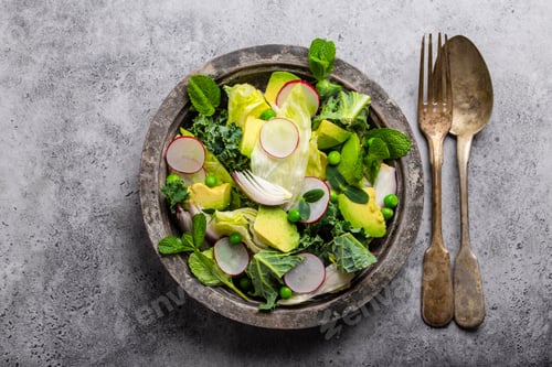 Preview: Green healthy salad