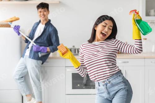 Preview: Funny asian woman singing songs and dancing