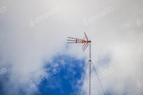 Preview: Minimalistic photo of antenna, clouds and sky