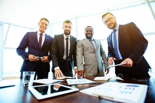 Preview: Modern businessmen