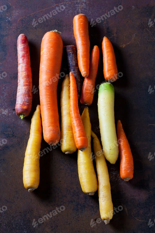 Preview: Various sorts of carrots