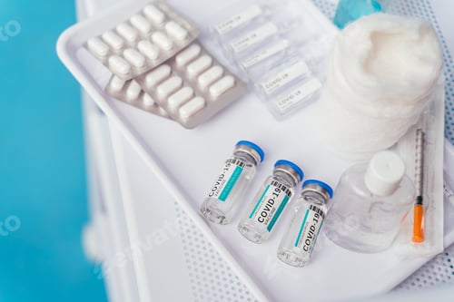 Vista previa: Frascos y medicamentos para la vacuna contra la COVID-19