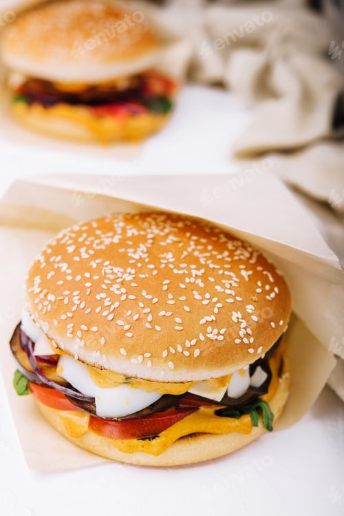 Preview: Vegan veggies hamburger with nut sauce and crispy baked aubergines