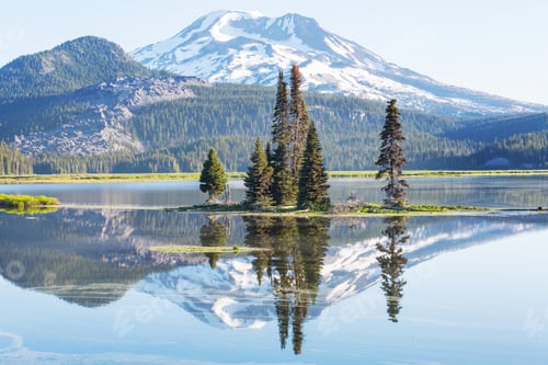 Preview: Lake in Oregon