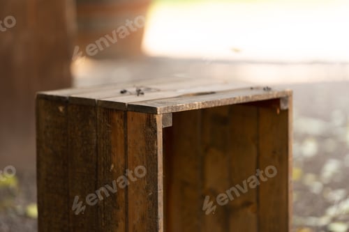 Preview: wooden box