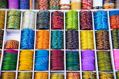 Preview: Abstract background multicolor bangles