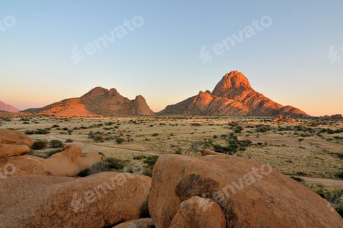 Preview: Early morning at the Spitzkoppe in Namibia