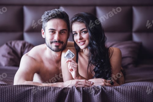 Preview: Sexy young couple