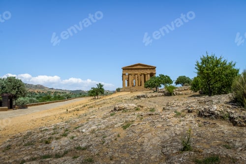 Preview: Temple of Concordia in the Valley of Temples - Agrigento, Sicily, Italy