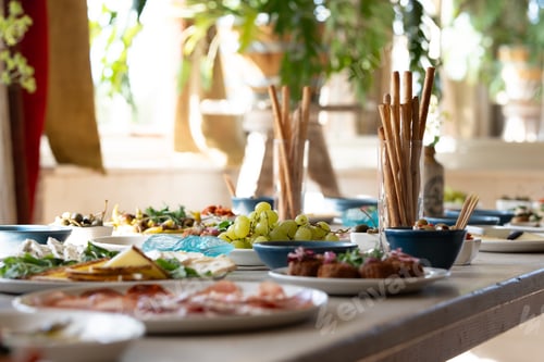 Preview: Healthy Food Buffet