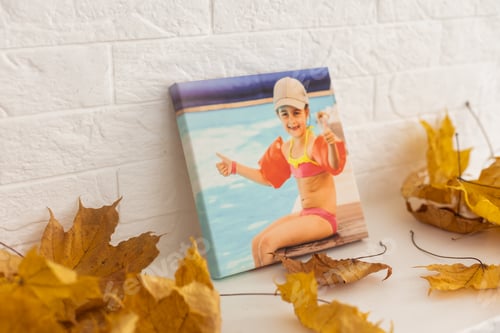 Preview: dry autumn leaves and photo picture