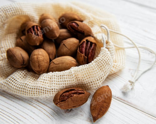 Preview: Pecan nuts