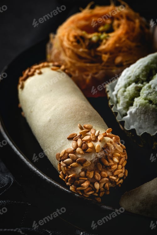 Preview: Traditional Arabic homemade sweet