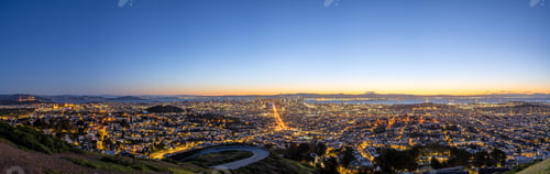Preview: The skyline of San Francisco before sunrise