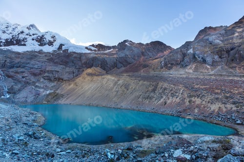 Preview: Lake in Cordillera