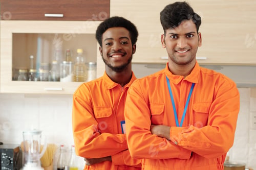Preview: Happy Confident Customers