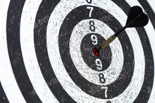 Preview: arrow in center of circular target
