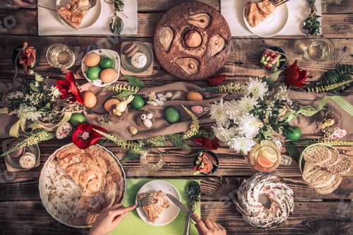 Preview: Apartment-feast of friends or family at the festive table.